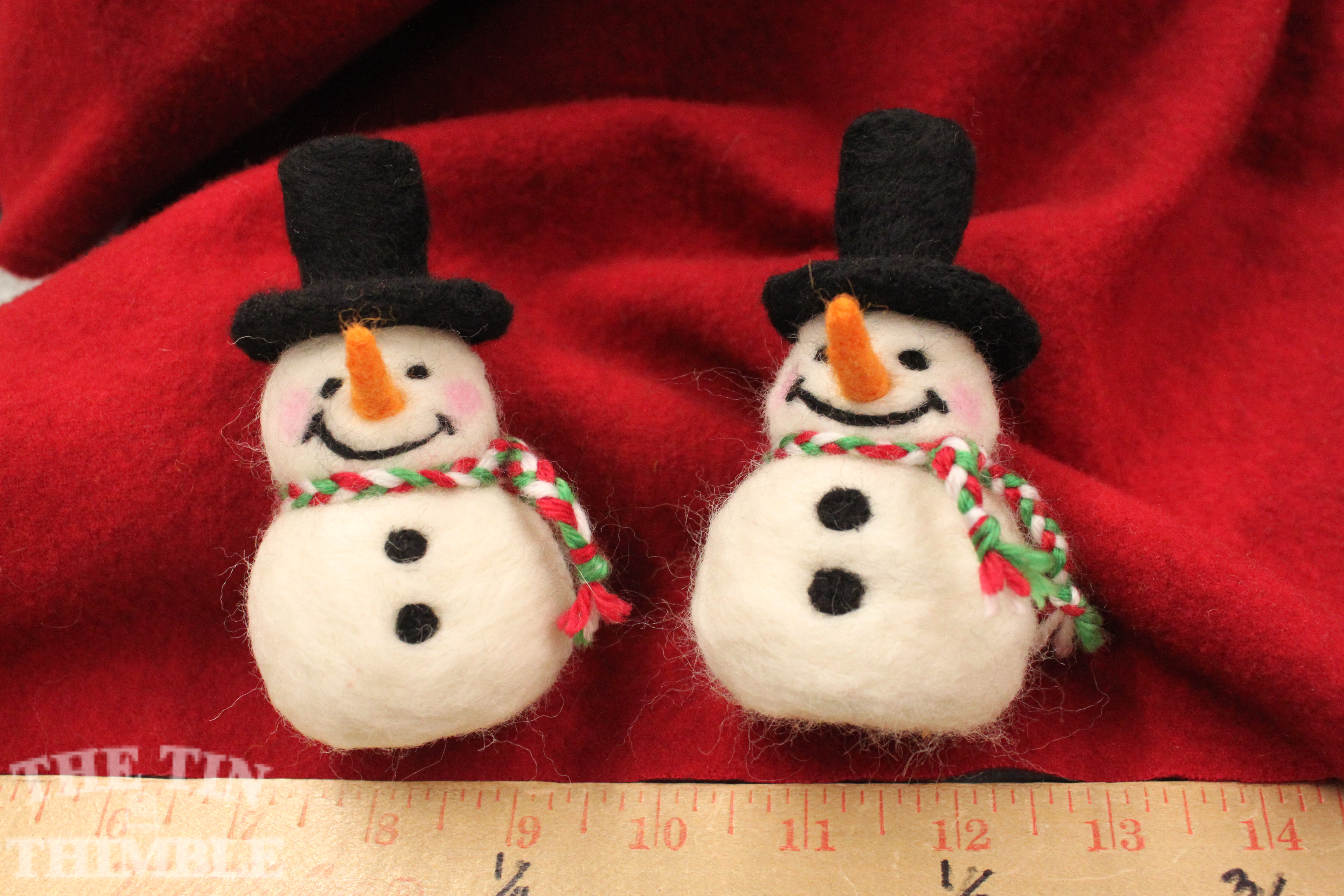 Needle Felted Snowman w Hat Ornament
